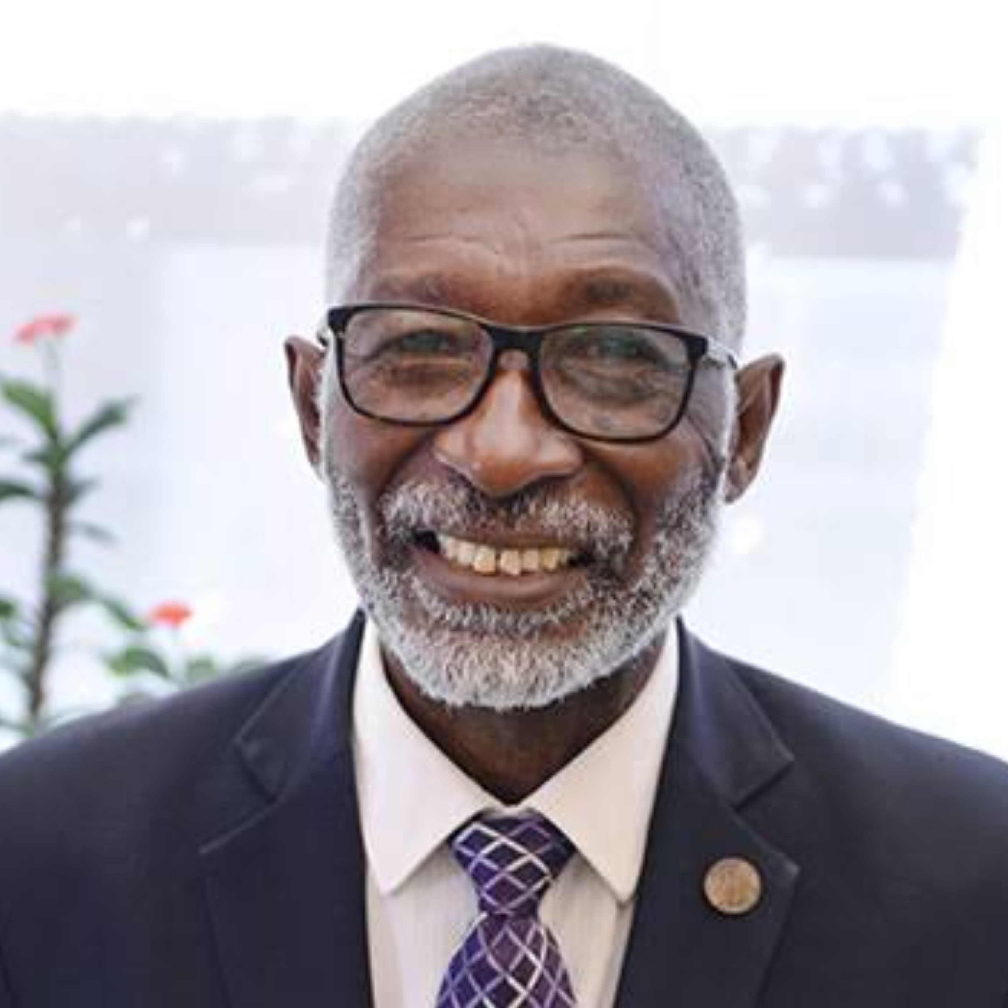 Dr. Nii Quaynor (Ghana)