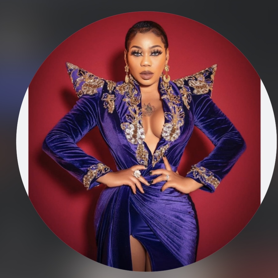 Elegante by Tinnah (Nigeria) 