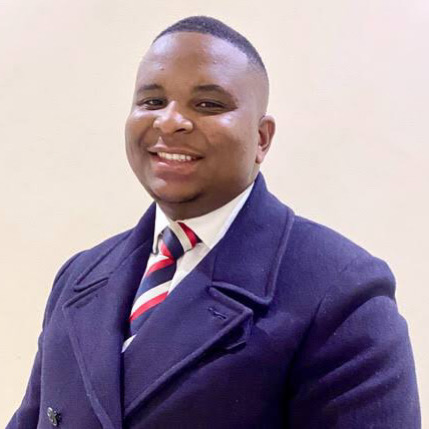 Peace Wutawunashe (Zimbabwe)