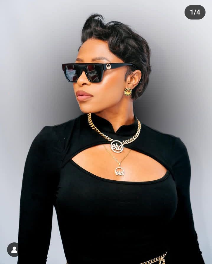 Zinhle Jiyane( South Africa)